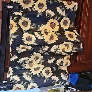 !!.  Ladies L shorts